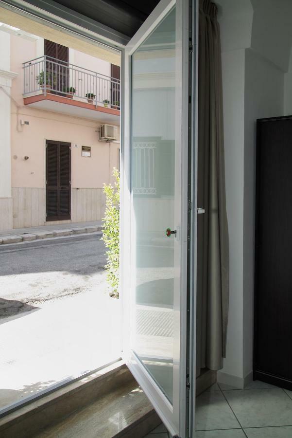 Ferienwohnung Barnab@House Monopoli Exterior foto